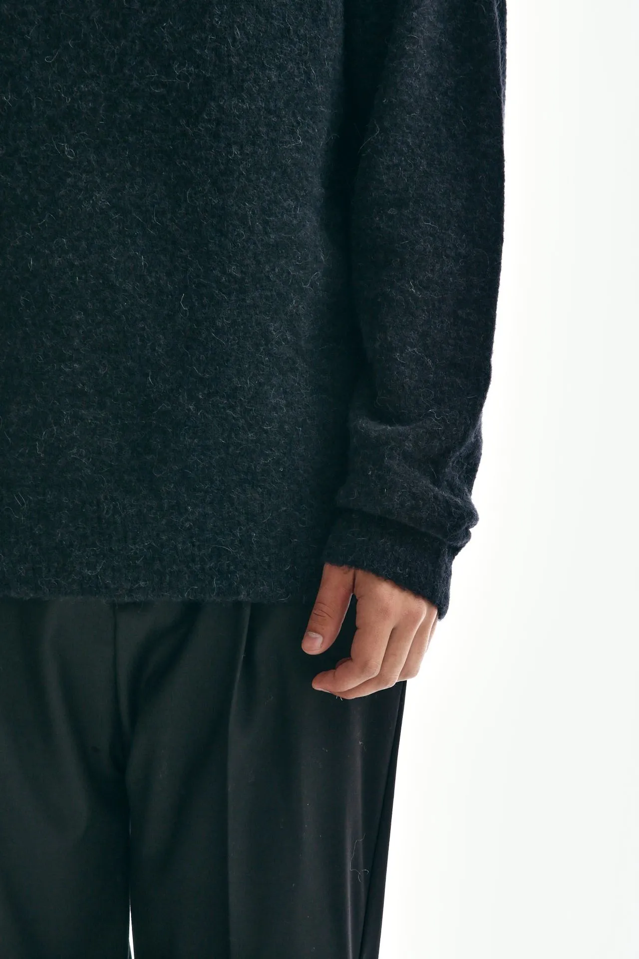 Dolcevita in lana e alpaca nero 
