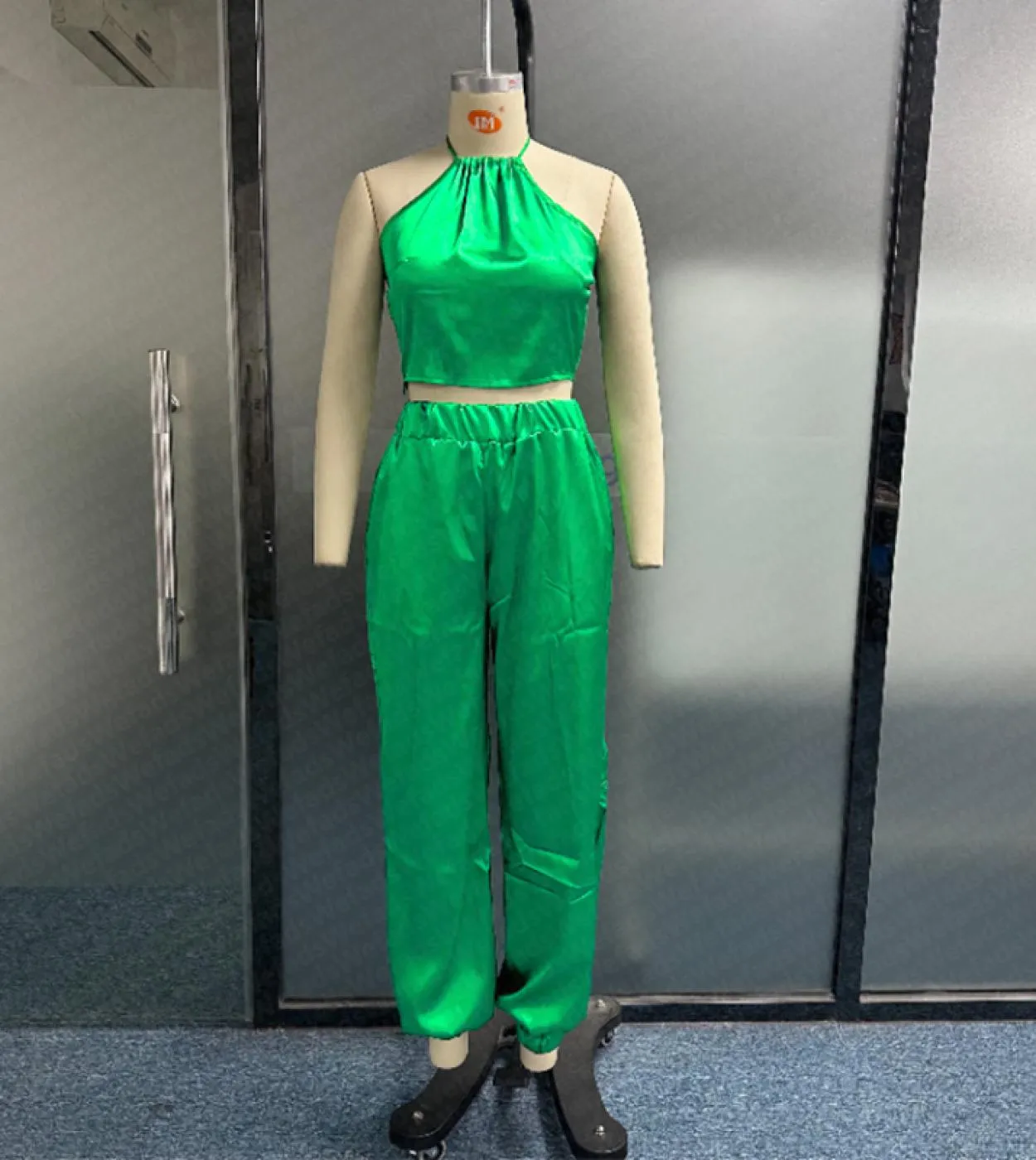 Wefads Set da due pezzi da donna Summer Casual Solid senza maniche Backless Halter Neck Vest Top allentato con tasche Pantaloni